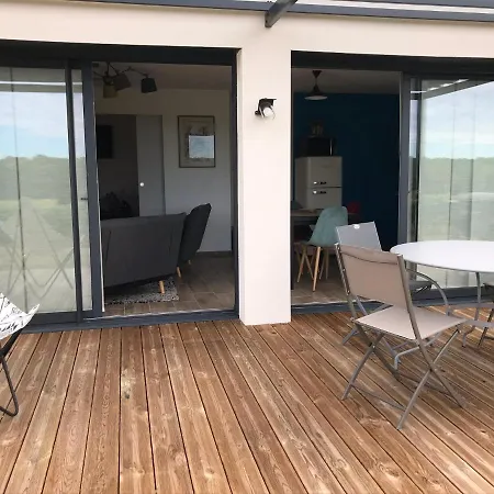 Holiday home Les Paillotes Des Iles Et Re Saint-Simon-de-Bordes