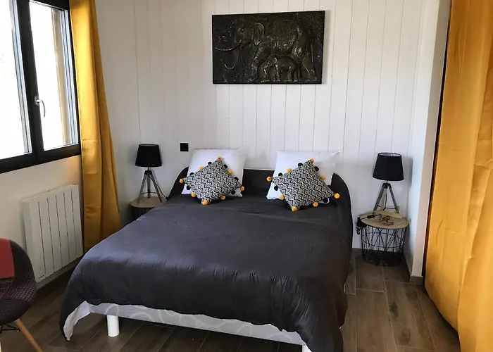 Holiday home Les Paillotes Des Iles Et Re