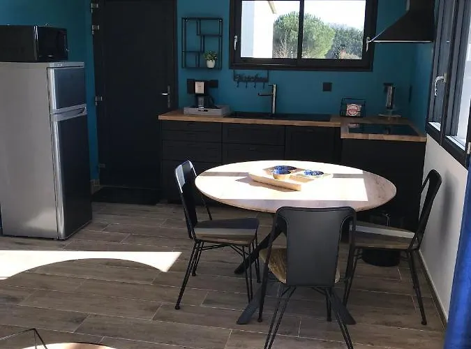 Holiday home Les Paillotes Des Iles Et Re